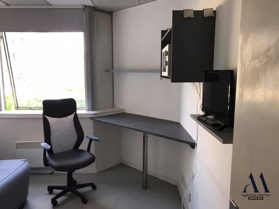 Studio meublé